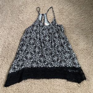 black and white flowy top